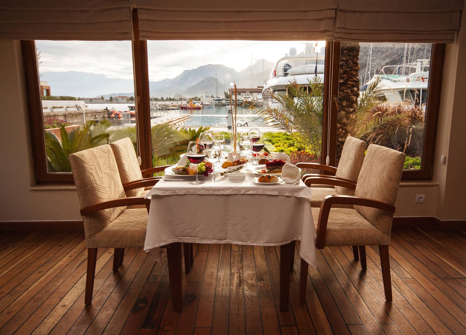 Hero restaurant